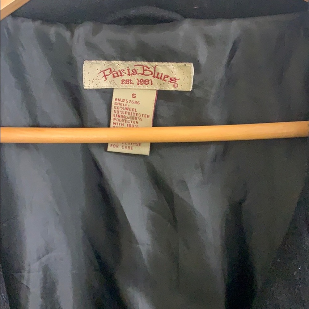 Blazer - Picture 3 of 4